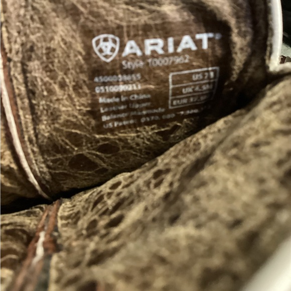 Ariat Cowgirl Boots - Picture 3 of 9
